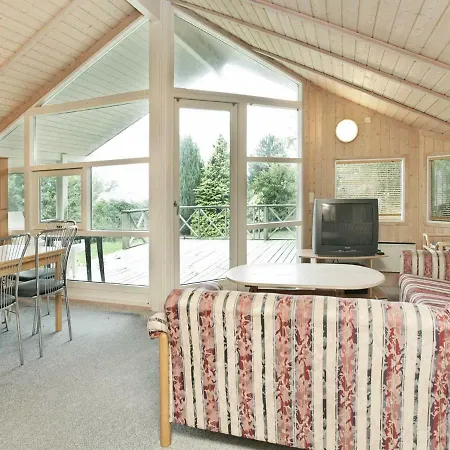 Two-bedroom Holiday In 3 Dom wakacyjny *
