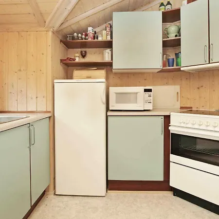 Dom wakacyjny Two-bedroom Holiday In 3 Bogø By