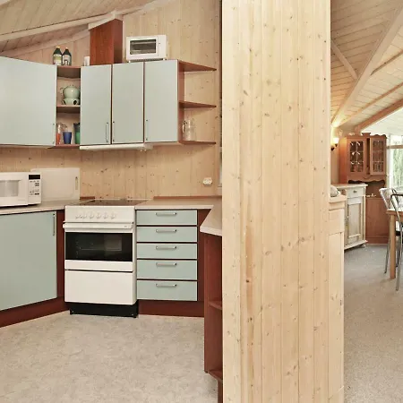 Two-bedroom Holiday In 3 Dom wakacyjny *